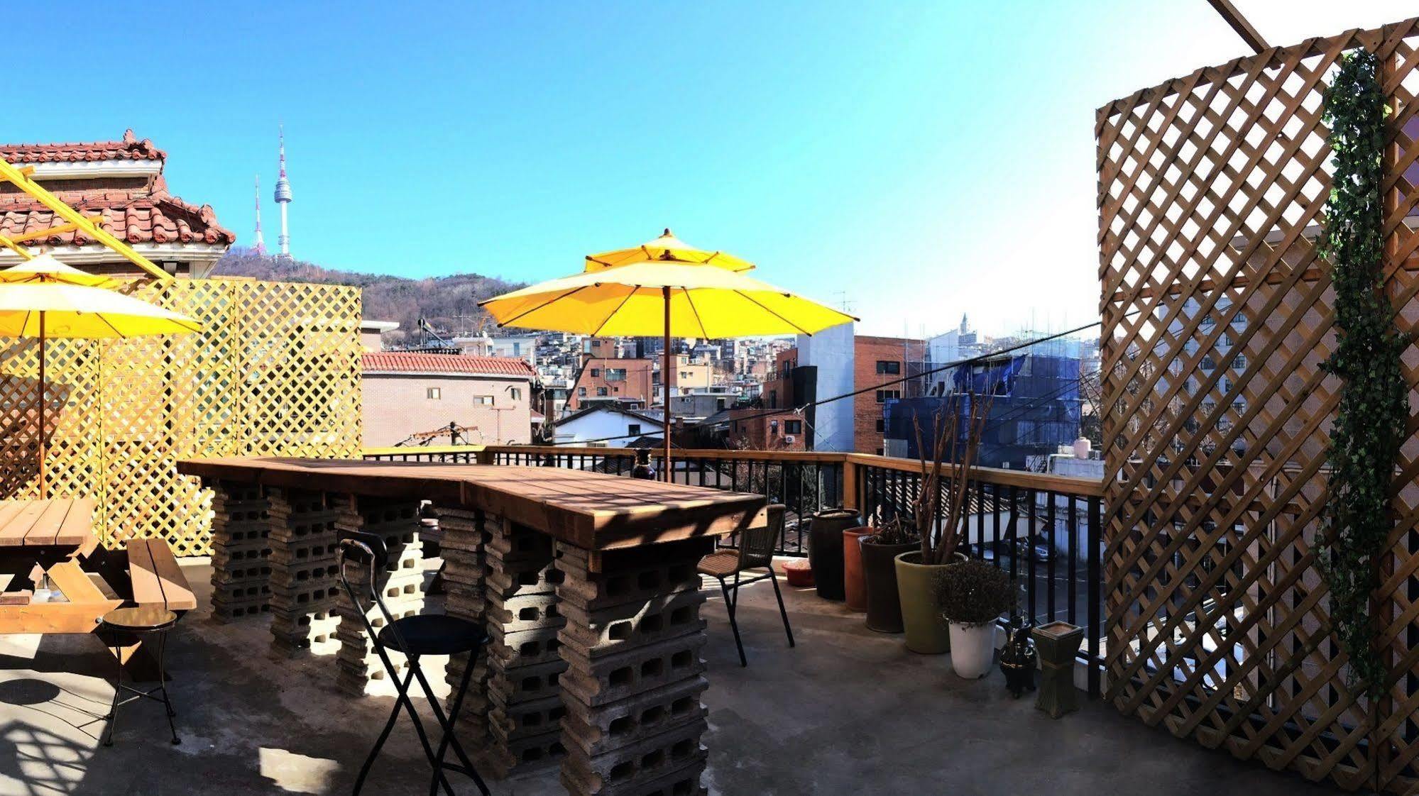 A Pousada Banana Backpackers Seul Exterior foto